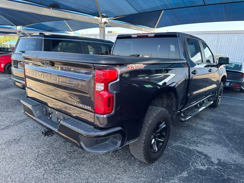Used 2023 Chevrolet Silverado 1500 Custom Trail Boss AWD/4WD image 6