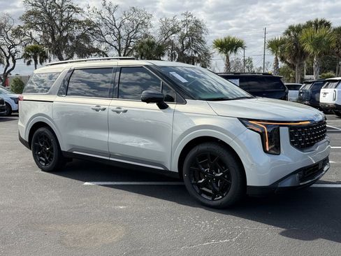 New 2026 Kia Carnival SX Prestige image 2