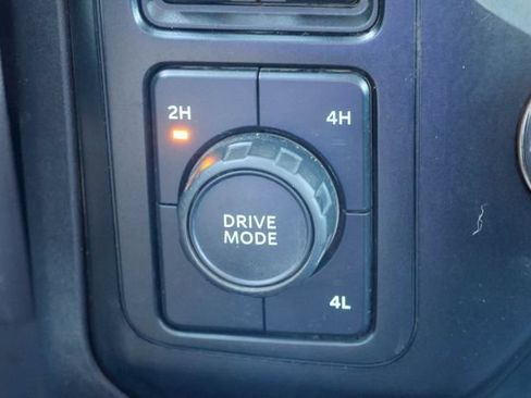 Used 2023 Ford F350 XLT AWD/4WD image 30