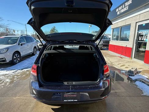 Used 2016 Volkswagen e-Golf SE w/ DC Fast Charging Package image 18