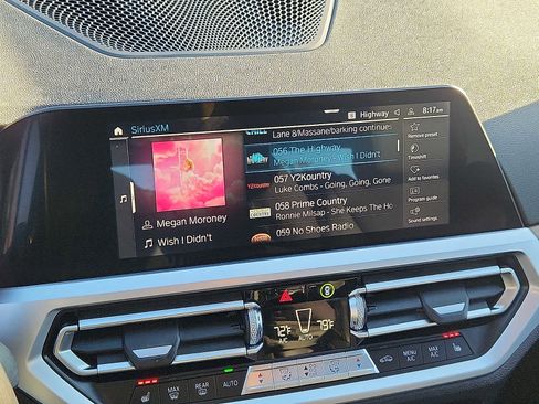 Used 2019 BMW 330i xDrive Sedan w/ Premium Package image 17