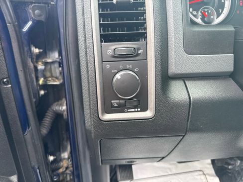 Used 2014 RAM 1500 Tradesman w/ Popular Equipment Group AWD/4WD image 17