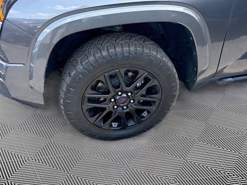 Used 2024 Toyota Tundra Limited AWD/4WD image 35