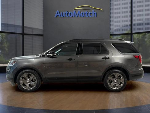 Used 2018 Ford Explorer Sport w/ Equipment Group 401A AWD/4WD image 7