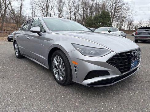 Certified 2023 Hyundai Sonata SEL image 2