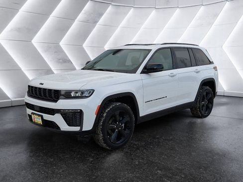 New 2026 Jeep Grand Cherokee Limited w/ Limited Altitude Package image 2