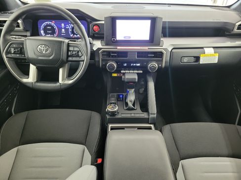 Certified 2025 Toyota 4Runner TRD Off-Road AWD/4WD image 12