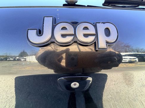 Used 2014 Jeep Cherokee Trailhawk w/ Leather Interior Group image 28