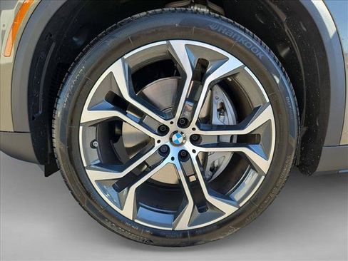 Used 2026 BMW X5 xDrive50e w/ Executive Package AWD/4WD image 24