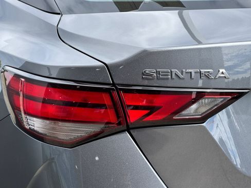 Used 2025 Nissan Sentra SV FWD image 25