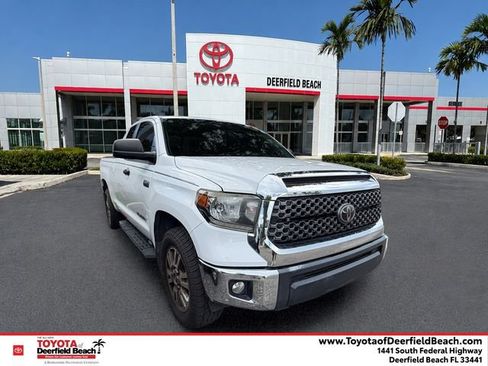 Used 2020 Toyota Tundra SR5 w/ SR5 Upgrade Package AWD/4WD image 1
