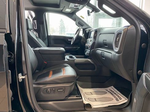 Used 2021 GMC Sierra 1500 AT4 w/ AT4 Value Package image 16