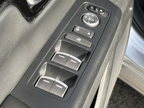 Used 2026 Honda CR-V EX-L image 16