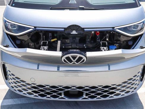 New 2025 Volkswagen ID. Buzz Pro S RWD image 13