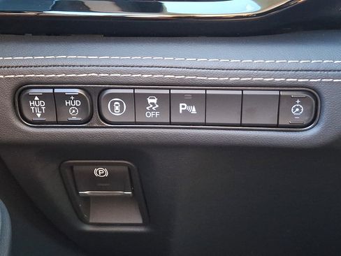 Certified 2026 Acura MDX SH-AWD w/ Advance Package image 25