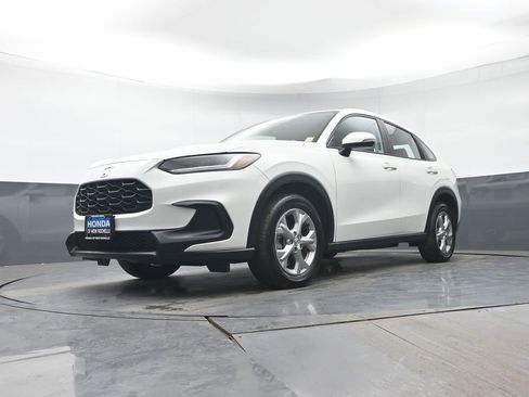 Used 2023 Honda HR-V LX image 23