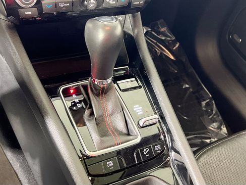 Used 2022 Jeep Compass Trailhawk w/ Trailhawk Elite Group image 17