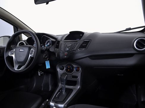 Used 2019 Ford Fiesta SE FWD image 22