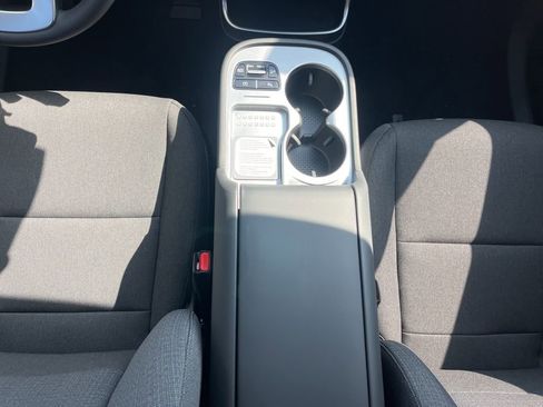New 2026 Hyundai Ioniq 9 SE AWD/4WD image 32