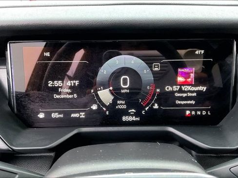 Used 2024 GMC Acadia Elevation w/ Luxury Package image 10