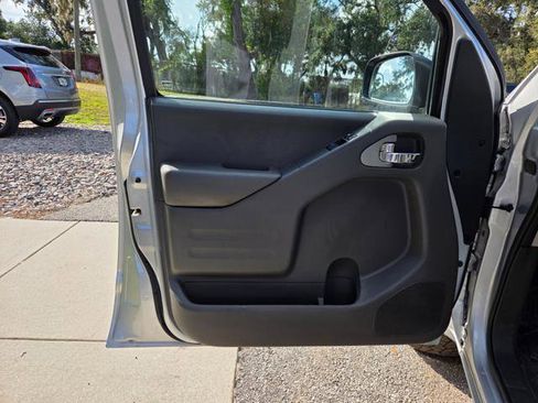 Used 2016 Nissan Frontier Desert Runner image 20