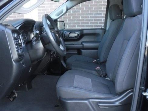 Used 2021 Chevrolet Silverado 1500 Custom image 8