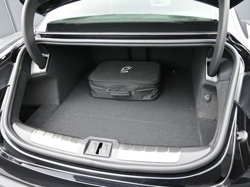 New 2026 Porsche Taycan Turbo image 35