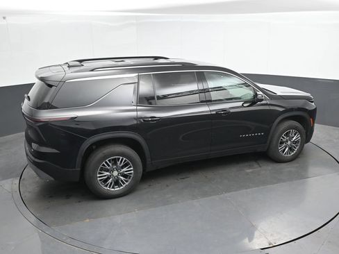 Used 2024 Chevrolet Traverse LT AWD/4WD image 37