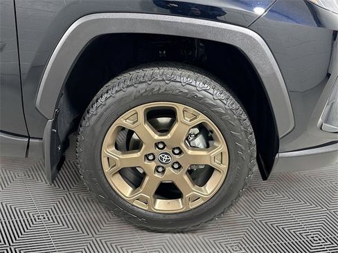 Used 2023 Toyota RAV4 AWD Hybrid image 14