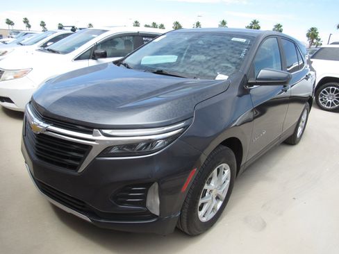 Used 2023 Chevrolet Equinox LT FWD image 1