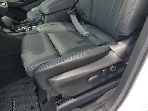 Used 2025 Subaru Ascent Bronze Edition w/ Popular Package #2 AWD/4WD image 21
