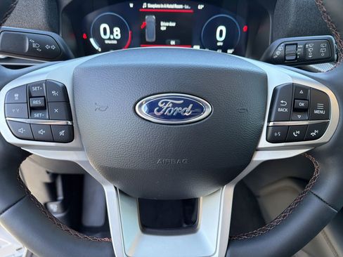 New 2026 Ford Explorer Active RWD image 12