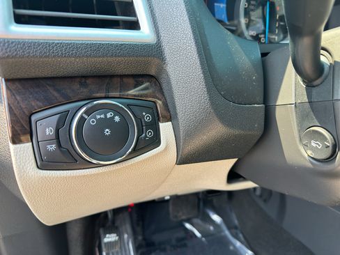 Used 2013 Ford Explorer Limited AWD/4WD image 17