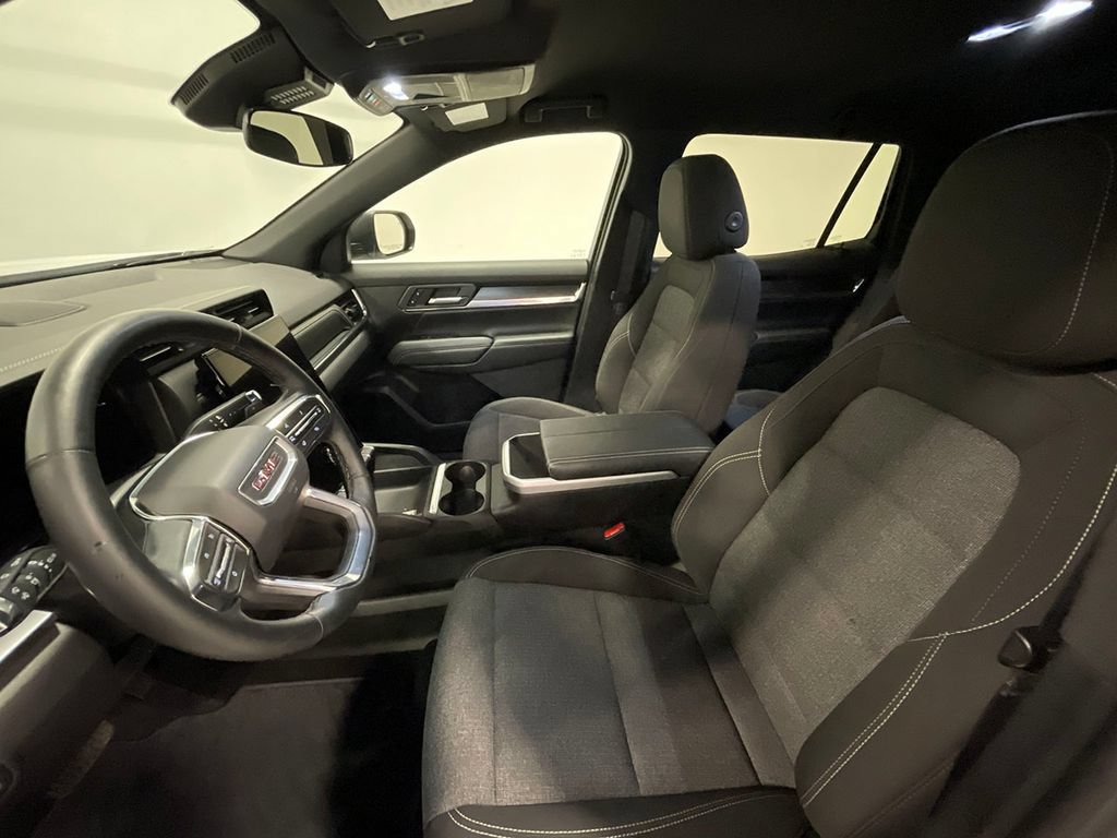 Used 2026 GMC Terrain Elevation AWD/4WD image 3