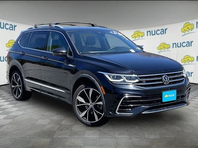 Used 2022 Volkswagen Tiguan SEL R-Line