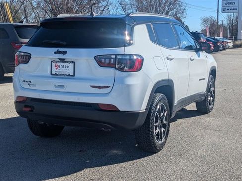 New 2026 Jeep Compass Trailhawk image 3