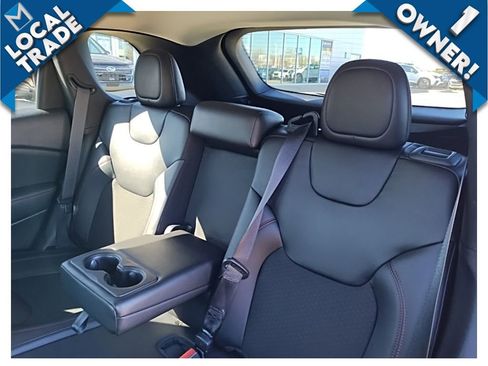 Used 2022 Jeep Cherokee Trailhawk w/ Comfort/Convenience Group AWD/4WD image 50