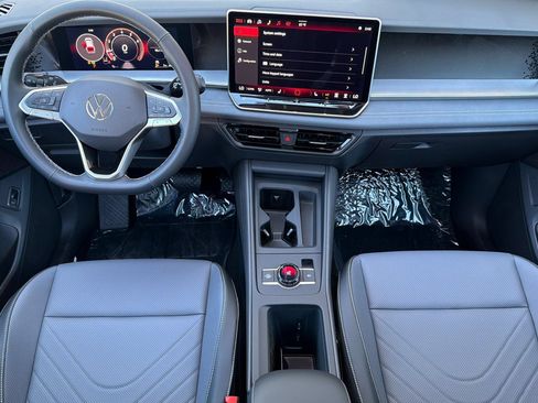 New 2026 Volkswagen Tiguan SE AWD/4WD image 12