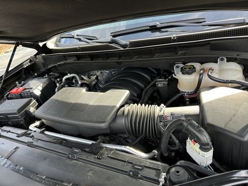 Used 2025 Cadillac Escalade ESV Premium Luxury image 68