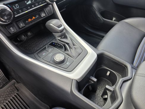 Used 2024 Toyota RAV4 XSE AWD/4WD image 24