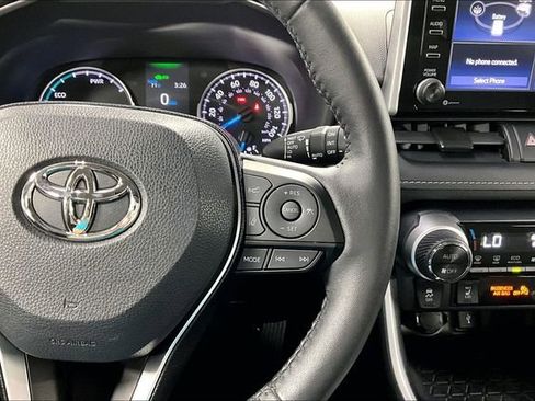 Used 2021 Toyota RAV4 XLE w/ Convenience Package image 13