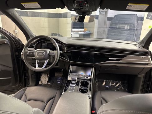 Used 2025 Audi Q7 3.0T Premium Plus AWD/4WD image 26