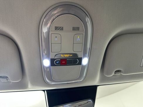 Used 2025 Hyundai Ioniq 5 SE image 24