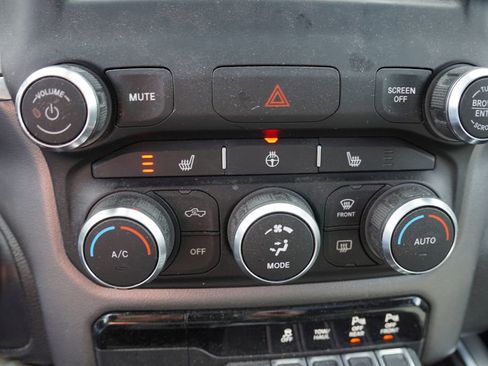 Used 2020 RAM 1500 Big Horn image 6