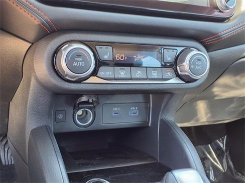 New 2025 Nissan Versa SR w/ Trunk Package image 16