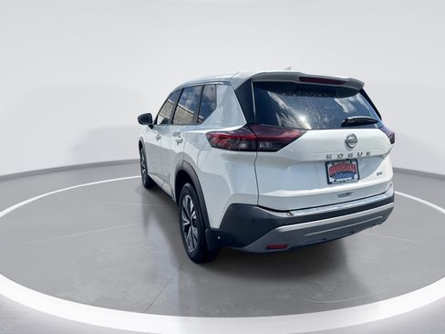 Used 2023 Nissan Rogue SV FWD image 6