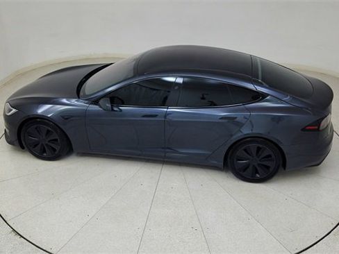 Used 2025 Tesla Model S image 73