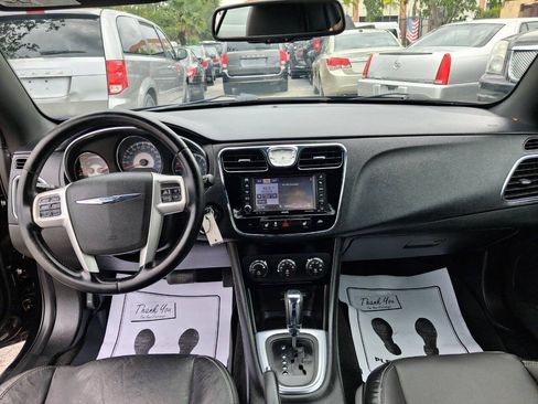 Used 2013 Chrysler 200 Limited FWD image 17