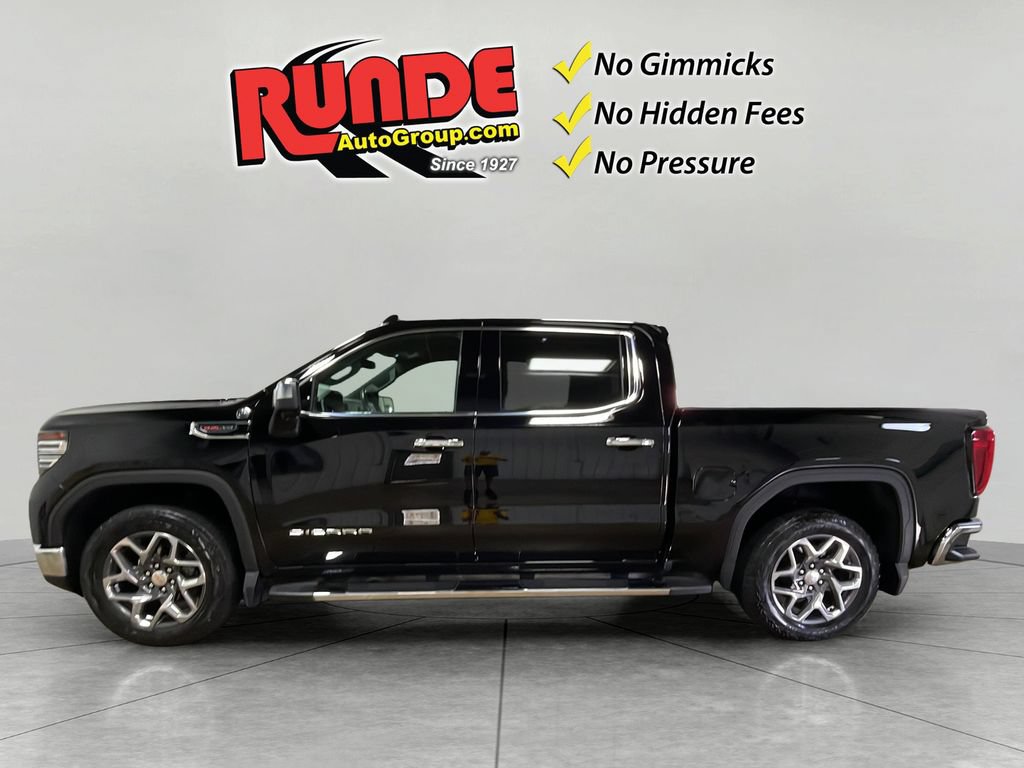 Certified 2022 GMC Sierra 1500 SLT w/ SLT Premium Plus Package AWD/4WD image 3