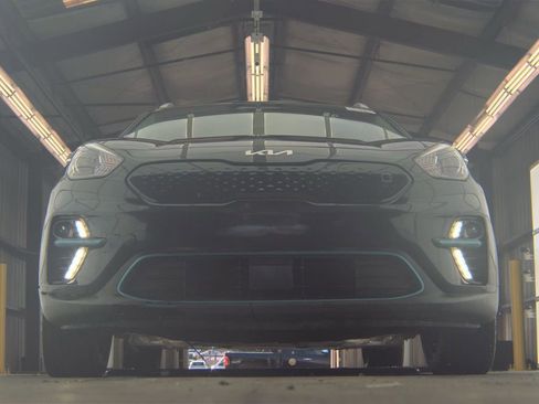 Used 2022 Kia Niro EX w/ Cold Weather Package image 17